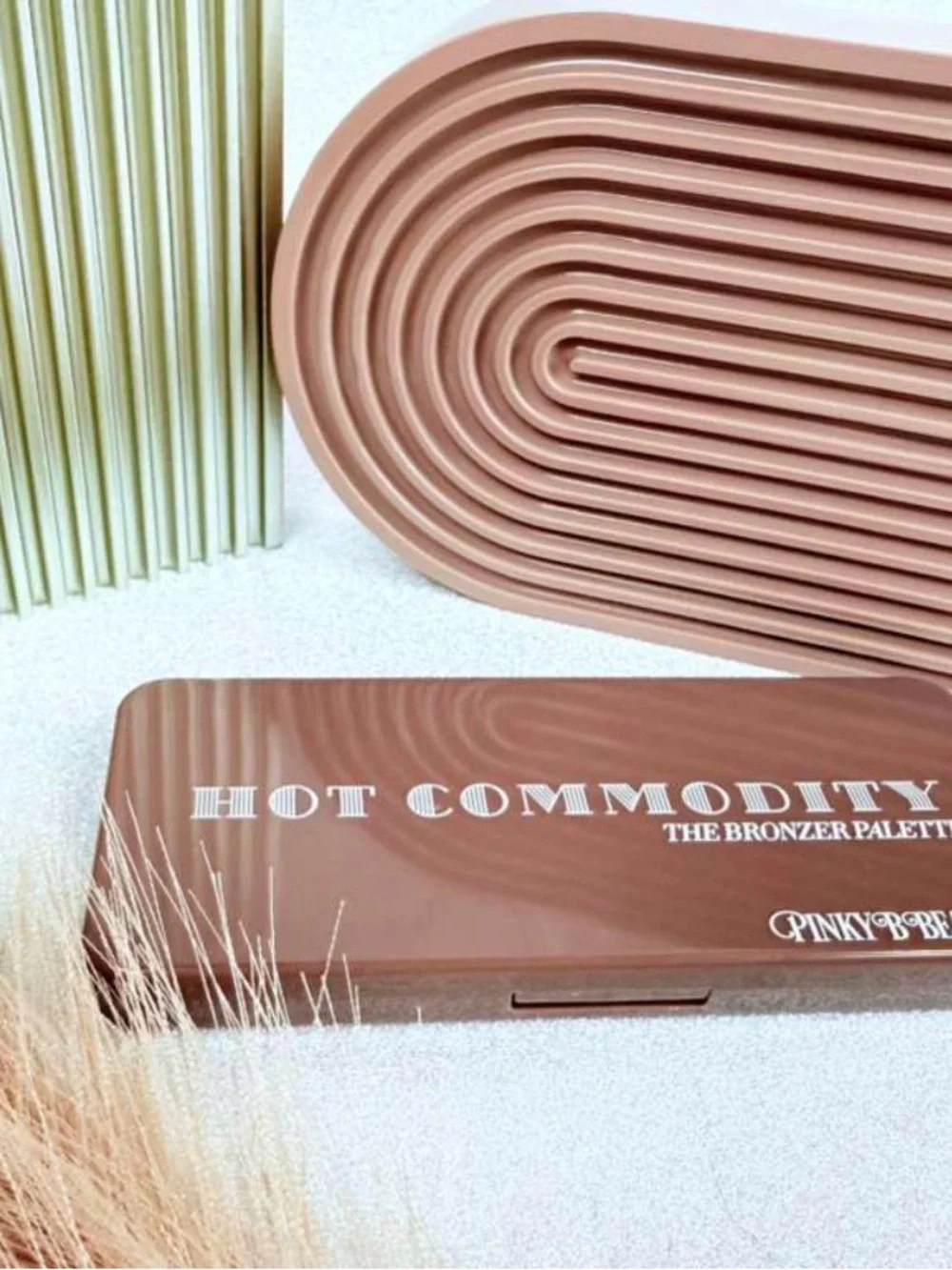 🌸 PINKY B COSMETICS Hot Commodity: The Bronzer Palette